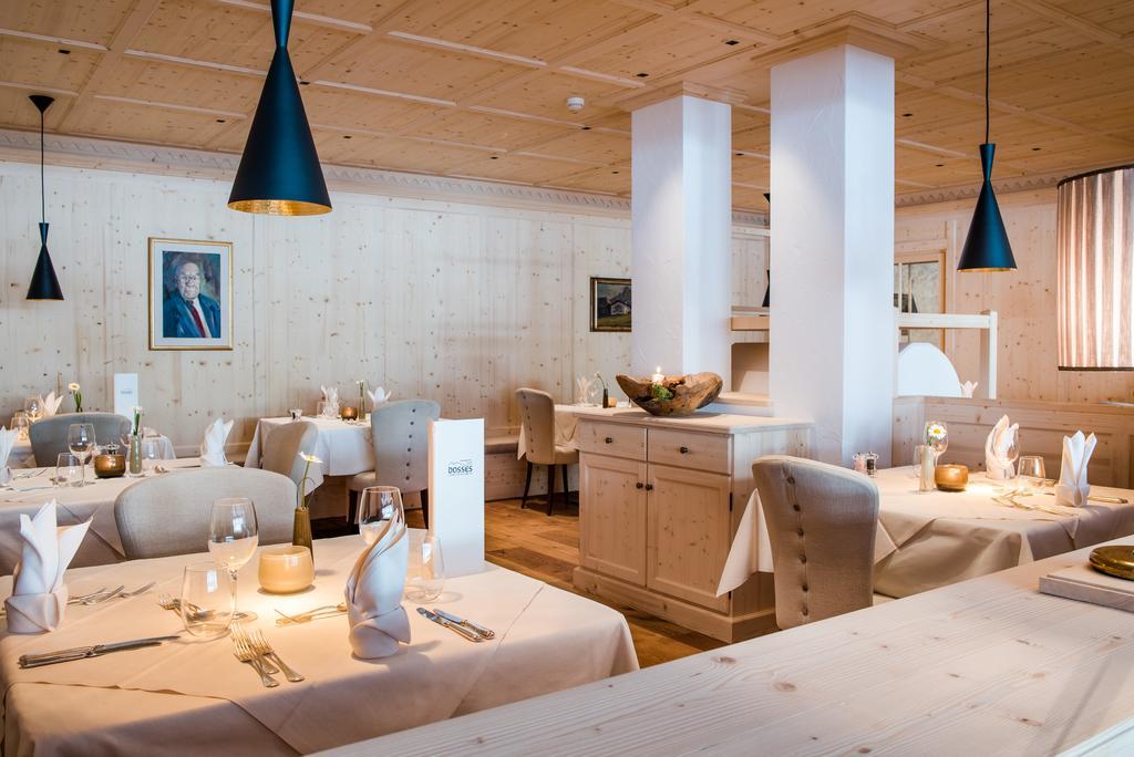 Vitalhotel Dosses Santa Cristina Val Gardena Bagian luar foto